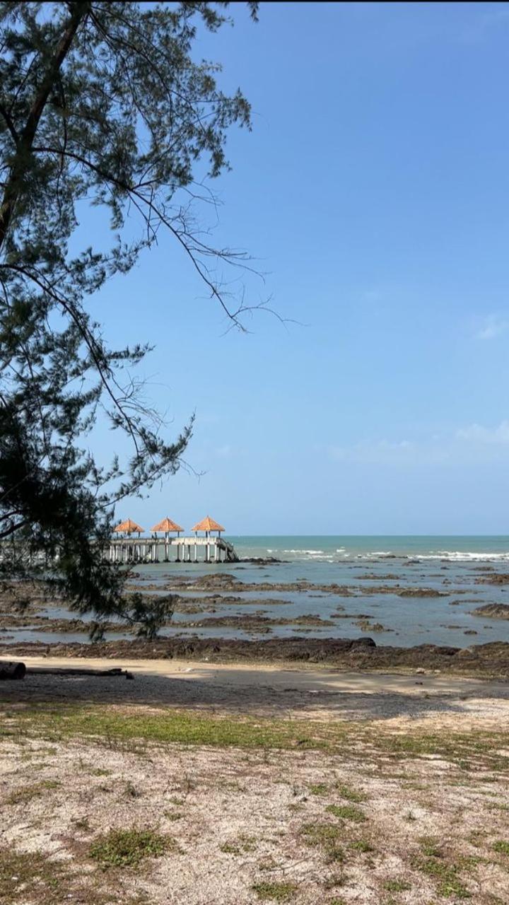 Desaru, Bayu Balau Beach Resort Bandar Penawar ภายนอก รูปภาพ