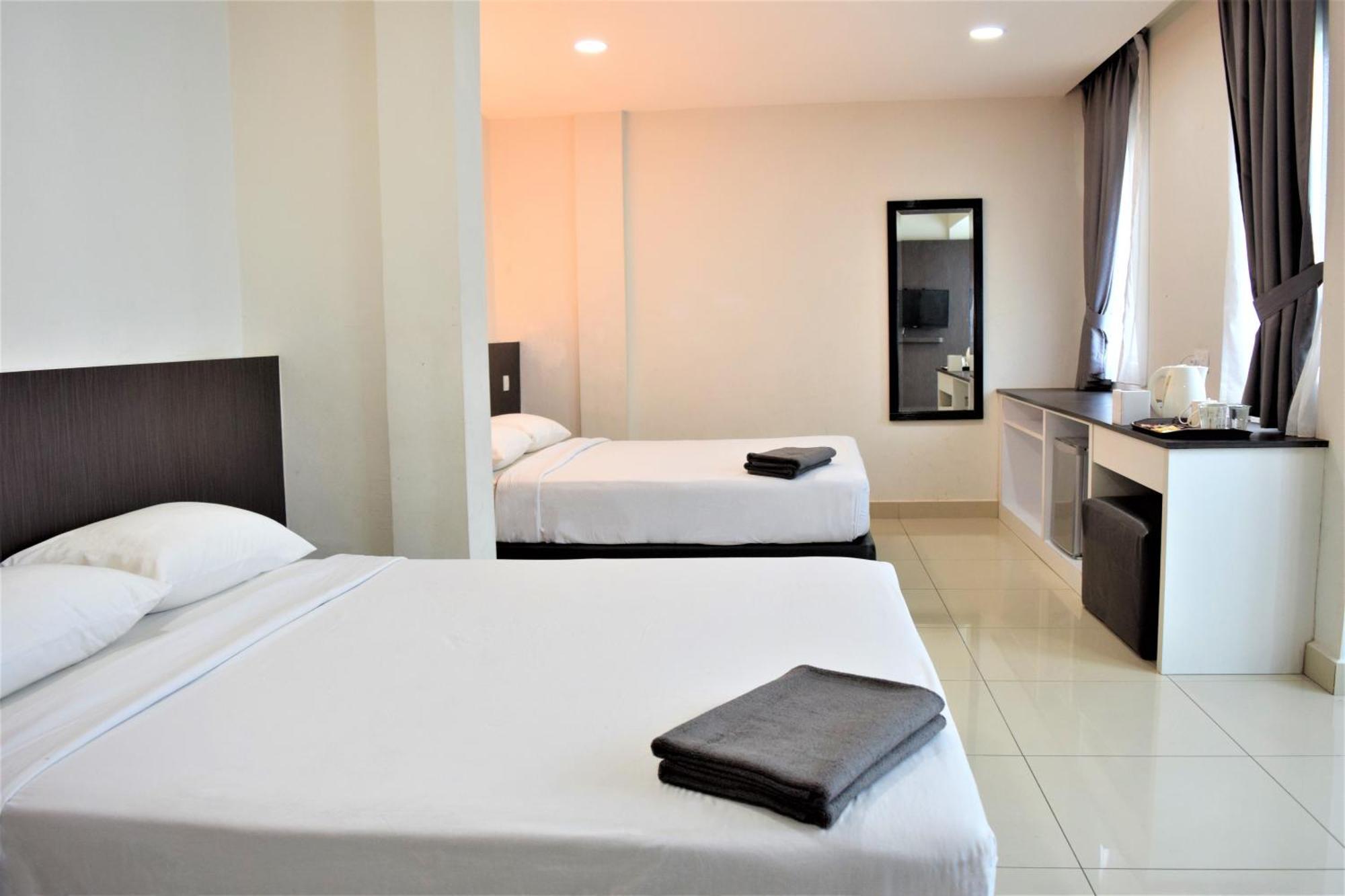 Desaru, Bayu Balau Beach Resort Bandar Penawar ภายนอก รูปภาพ