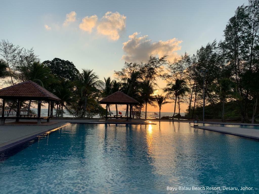 Desaru, Bayu Balau Beach Resort Bandar Penawar ภายนอก รูปภาพ