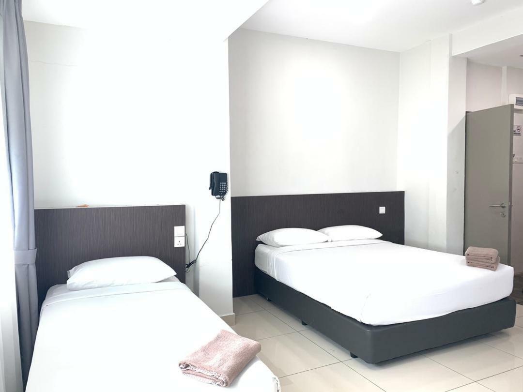 Desaru, Bayu Balau Beach Resort Bandar Penawar ภายนอก รูปภาพ
